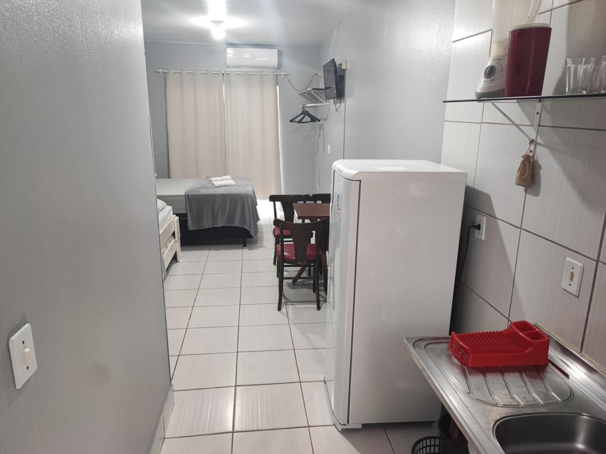 Estudios Individual Na Meia Praia Ar, Wifi, Vaga, Cozinha, Tv Smart - 6 X No Cartao Sem Juros Itapema Esterno foto
